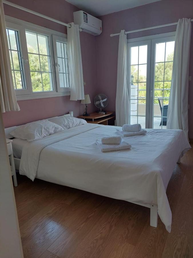 Villa Morris นีดรี ภายนอก รูปภาพ