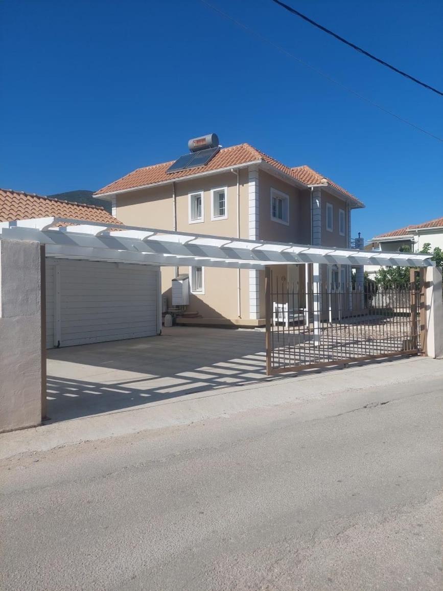 Villa Morris นีดรี ภายนอก รูปภาพ